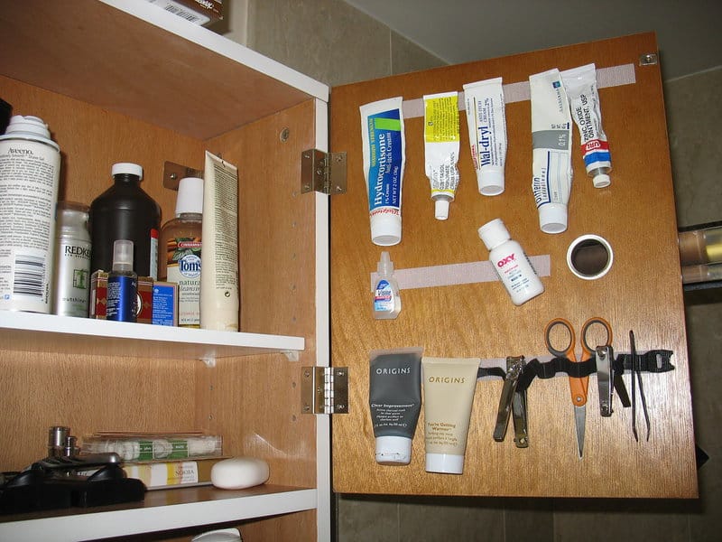 2006.1028 Velcro Project Medicine Cabinet 003