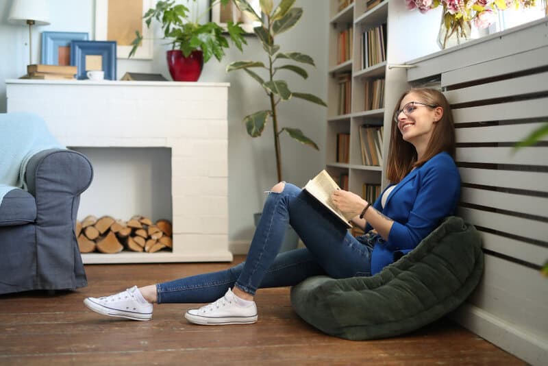 The Coziest Spot in the House: Tips for a Perfect Reading Nook