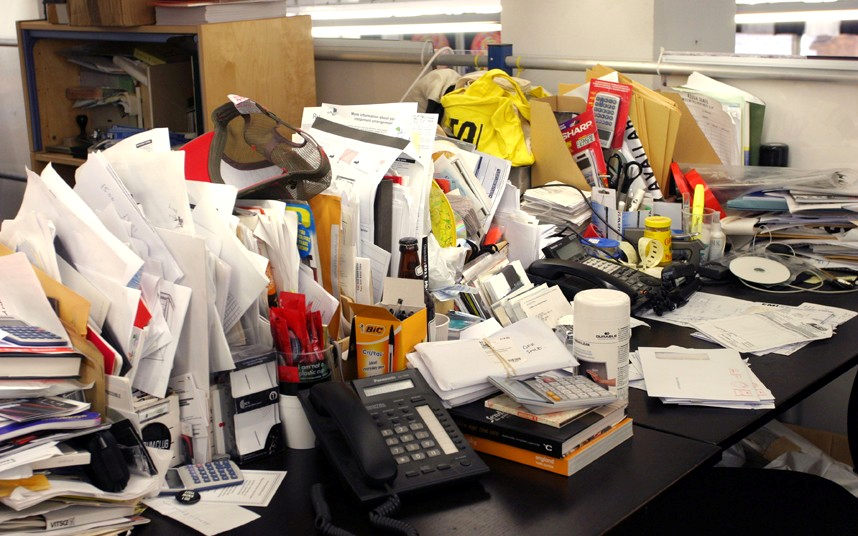 Still Hoarding These? These 20 Items You Absolutely Don’t Need Anymore