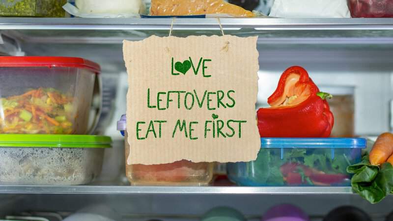 Love,leftovers,eat,me,first,handmade,sign,in,fridge,,help
