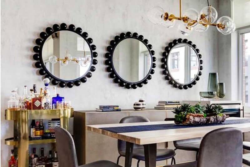 Unexpected Use Of Mirrors