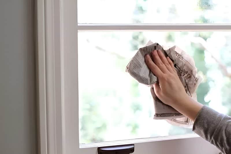 18. Newspaper for Window Cleaning