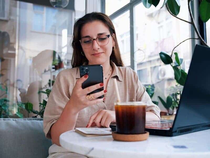 15. Social Media Distraction