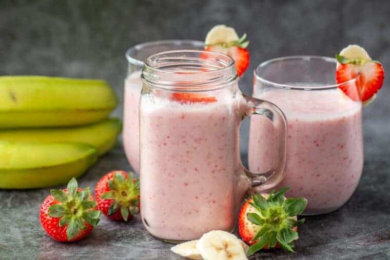 Strawberry banana smoothie 6 760x507