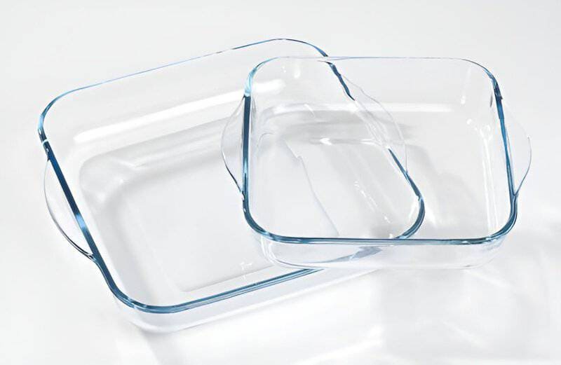 1. Pyrex Glass Bakeware