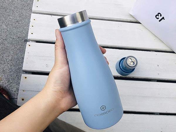 Noerden liz smart self cleaning water bottle with uv sterilization and hydration reminder 2