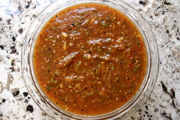 Tomatillo chipotle salsa (600x400)