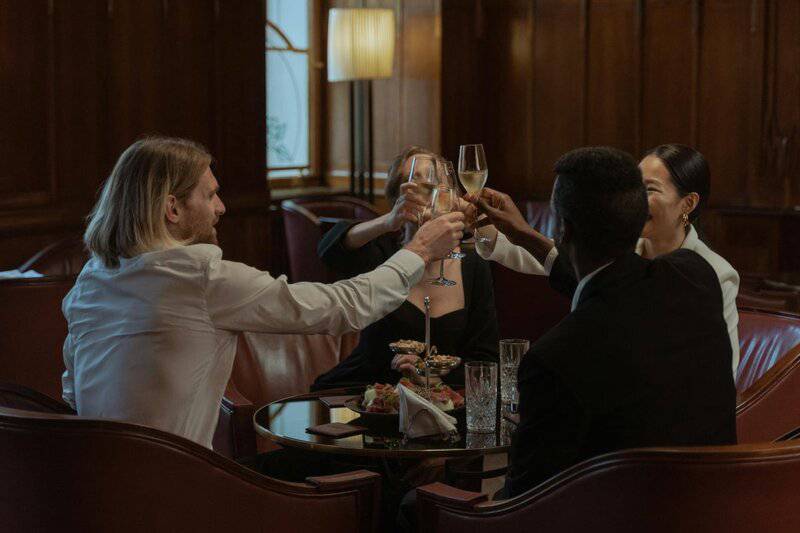 15. Wine in Good Company